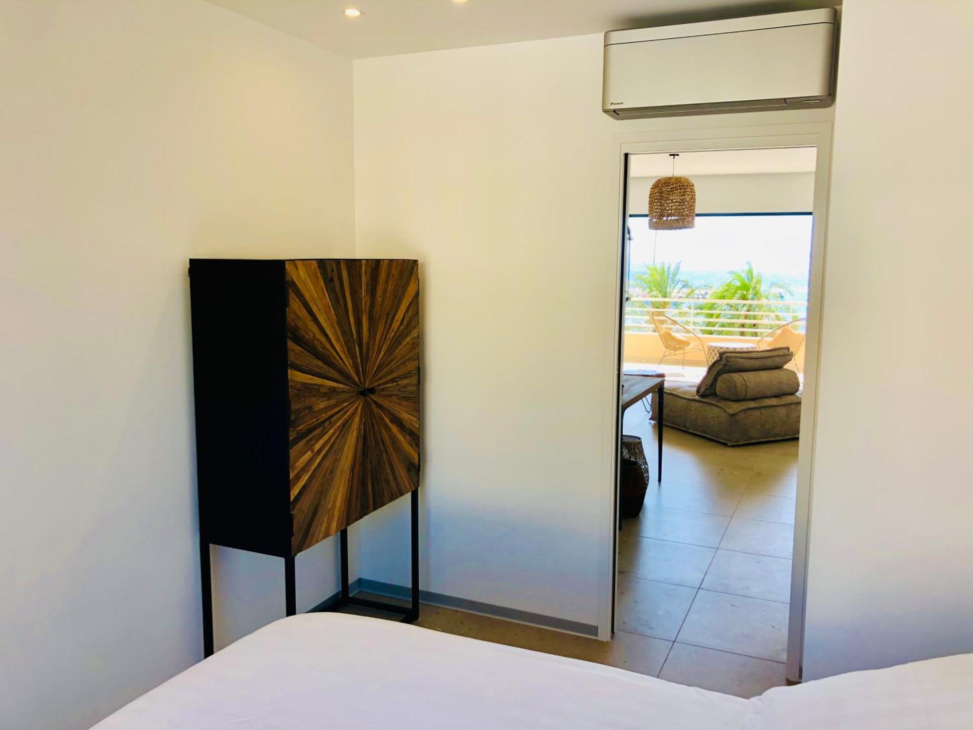 Appartement T3 Lumineux Traversant Totalement Neuf En Face De La Plage Front De Mer Vue Sur Les Iles Vue Mer Panoramique Assuree Residence De La Plage Centre Ville Du Lavandou 3Eme Etage Avec Ascenseur Appartement T3 ル・ラヴァンドゥー エクステリア 写真
